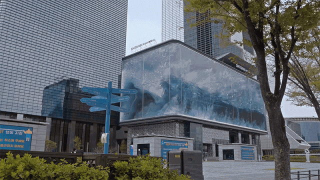 震撼！裸眼3D巨屏驚艷亮相高新區(qū)！